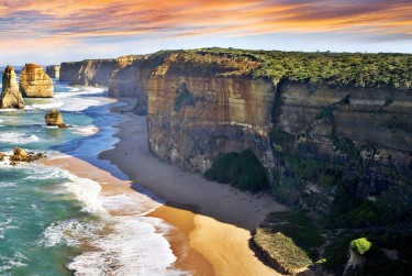 南京建邺区8车抵贷：轻松实现资金周转的秘密武器